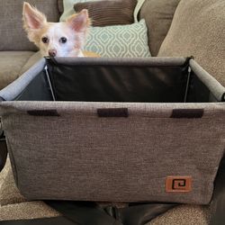 Brand New, Never Used Dog Car Seat