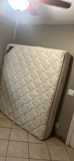 Cali king mattress