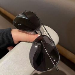 Men's and women's half-frame sunglasses pilot fashion glasses driving driver round face men's sunglasses toad glasses light new fashion