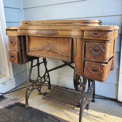White Rotary Antique Sewing Machine
