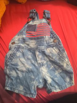 $4 OSHKOSH BABY'S OVERALL SIZE 9 MONTHS