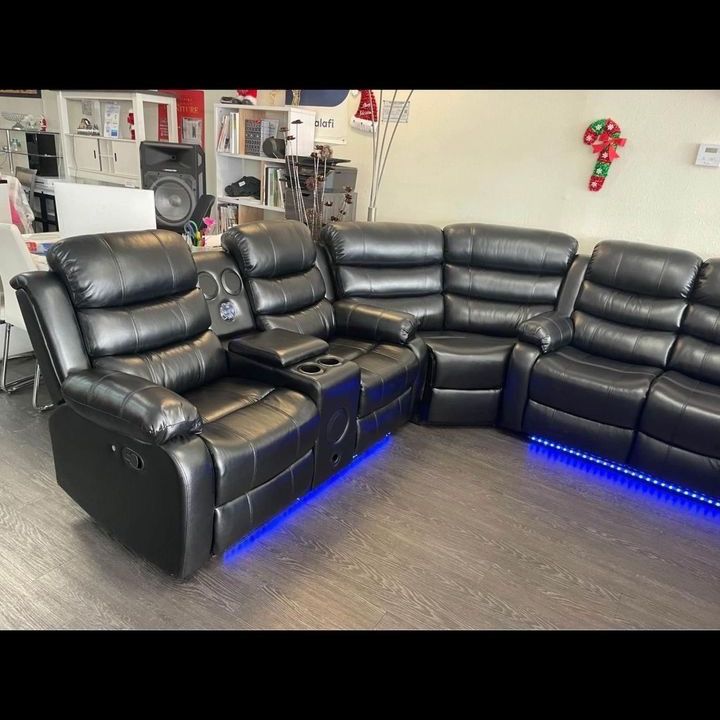 🌹Beautiful Sectional w/ Recliners con Bluetooth,USB,Lights💜