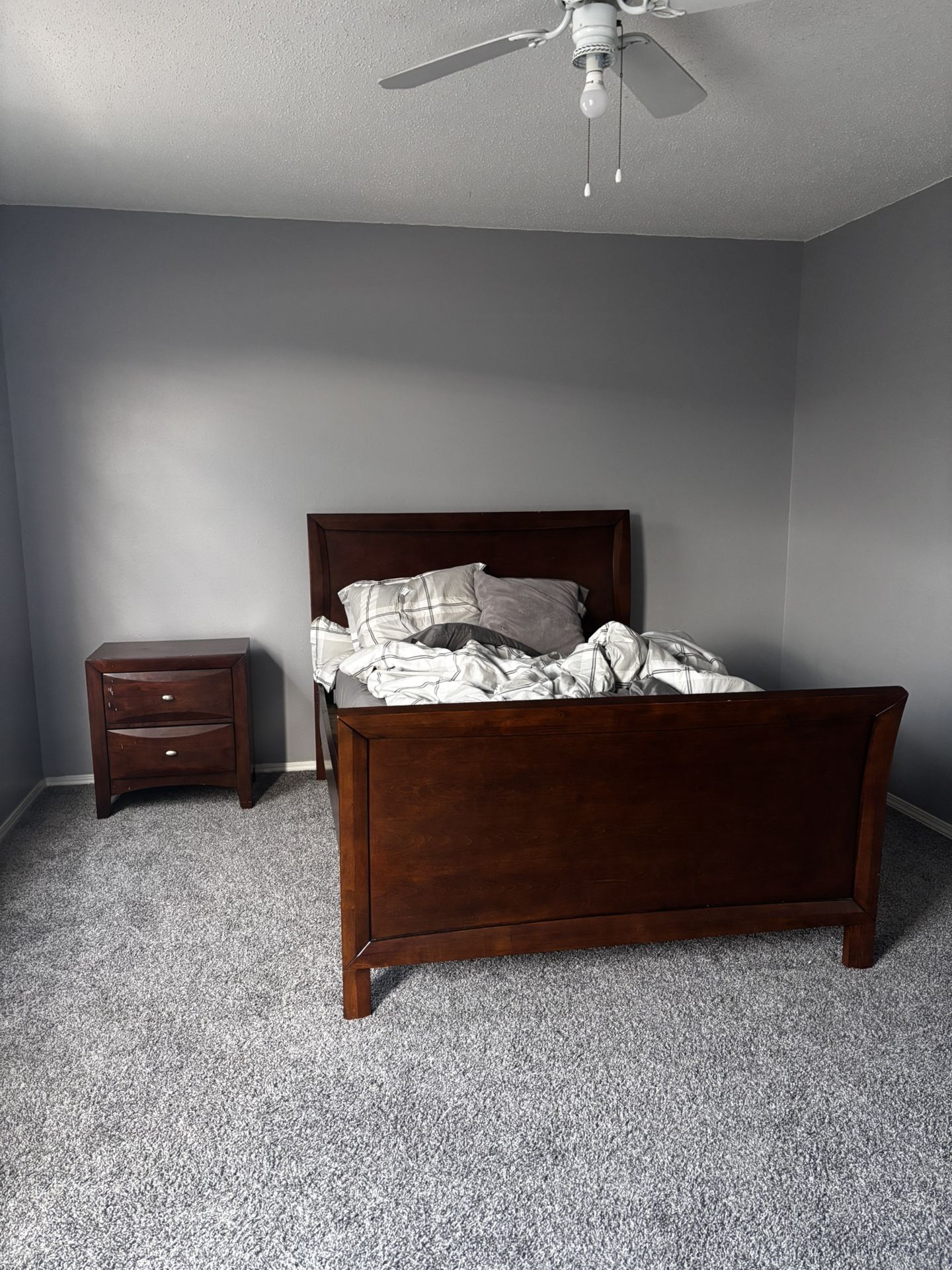 Full Bed Room Set w/ mattress