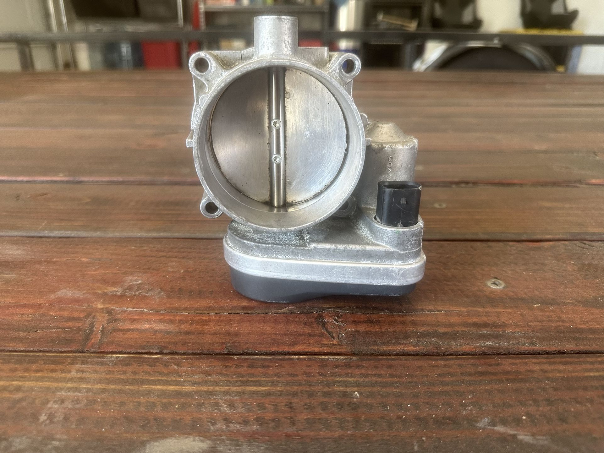 THROTTLE BODY