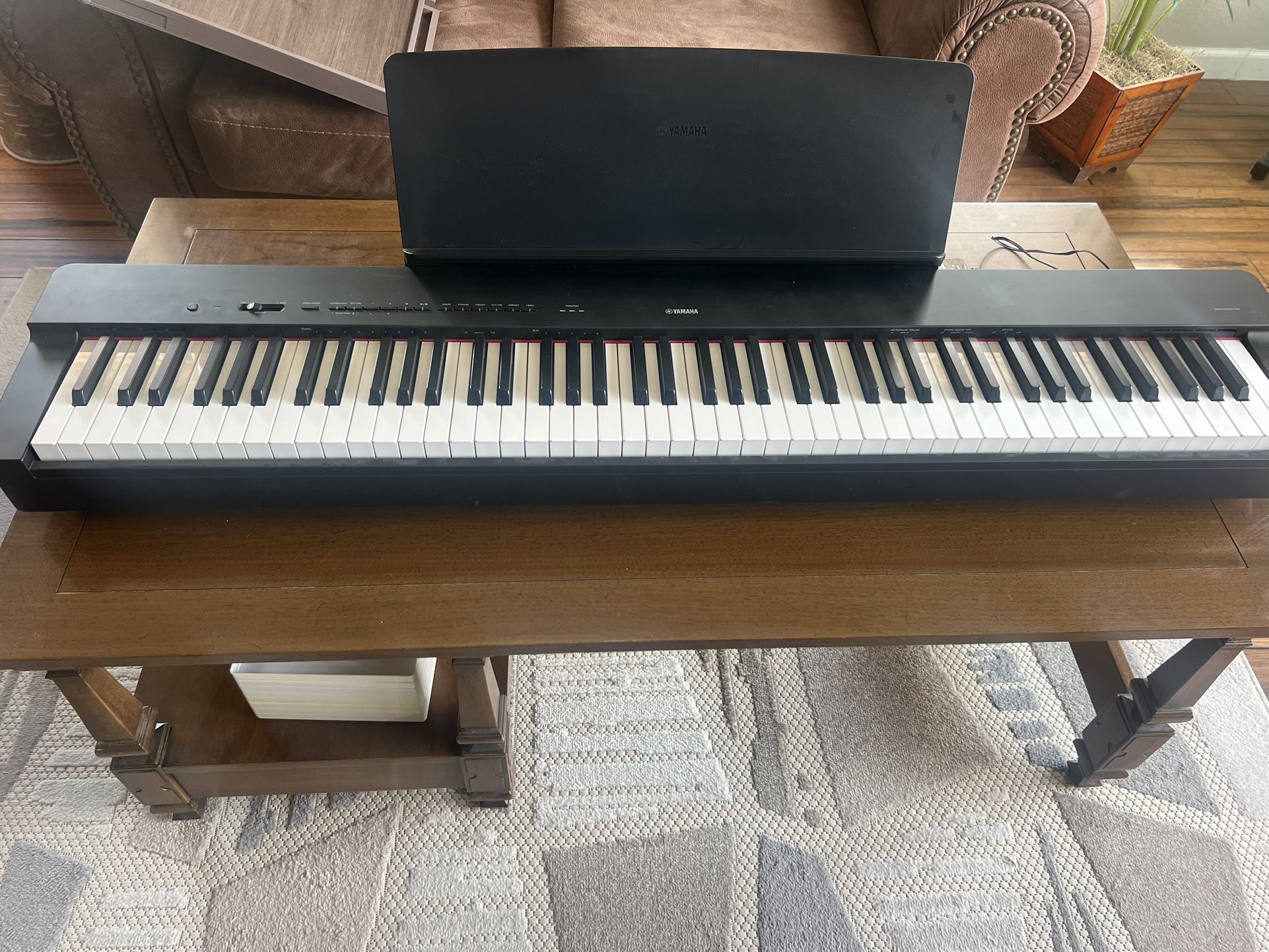 Yamaha Keyboard