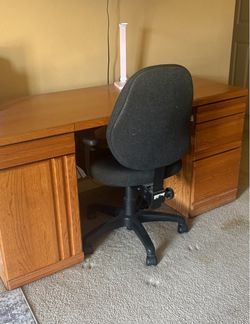 Free desk