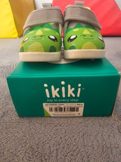 Ikiki Leo Longfire Dragon Toddler Shoes Size 3