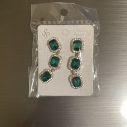 Green/ Emerald Dangling Earrings 