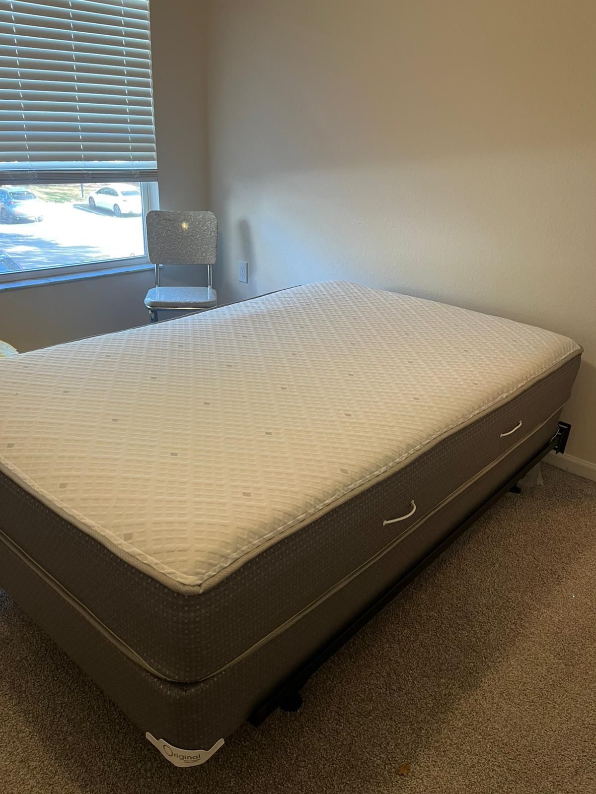 Complete Full XL Bed Set!