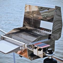Kuuma Marine Grill With Bag, Rail Mount, Shelf And Propane