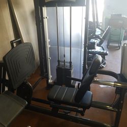 SportsArt Gym Equipment Like New