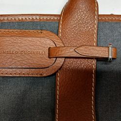 1 New Brunello cucinelli suit bag 