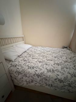 HEMNES Full mattress/frame/2 stands