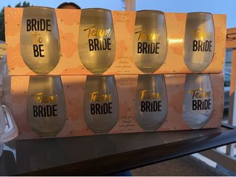 Bride cups