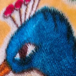 BIG BLANKET  HEAVY AND THICK NICE FOR WINTER . 