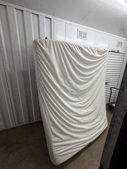 Mattress - 12inch Queen Memory Foam
