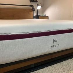 Helix Dusk Full Mattress — Like New