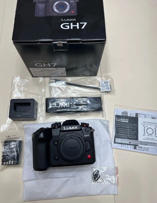 Panasonic LUMIX GH7 Micro 4/3 Mirrorless camera