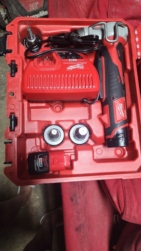 Spansor Milwaukee M12