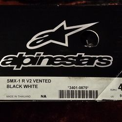 Alpinestars SMX-1 R V2 boots