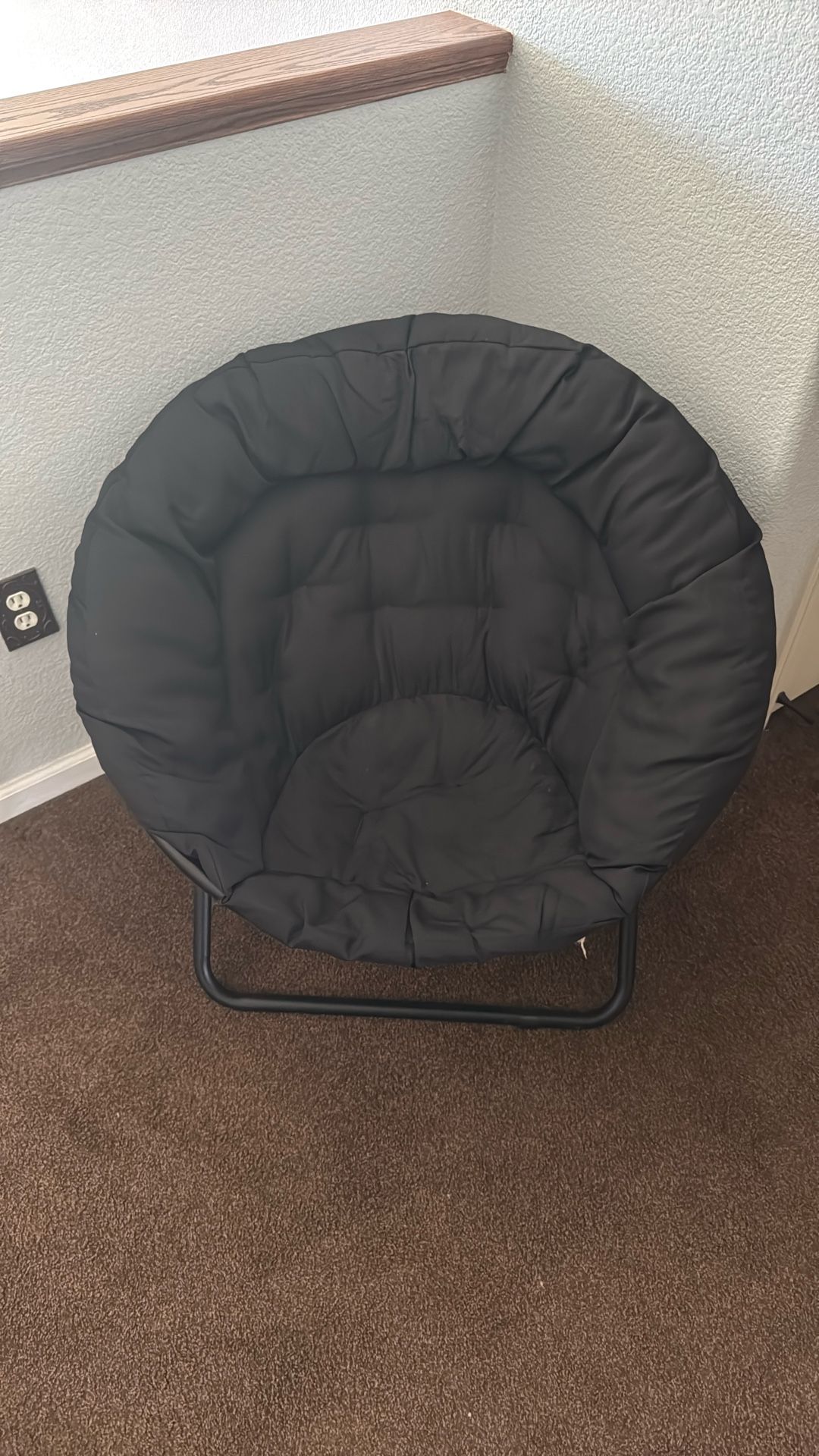 Foldable Large Black Chair