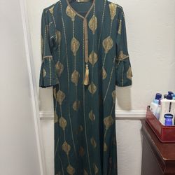 Arabic Dress Size M