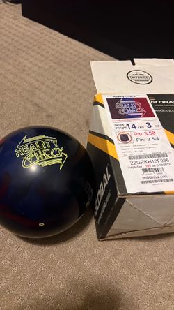 900 Global bowling ball