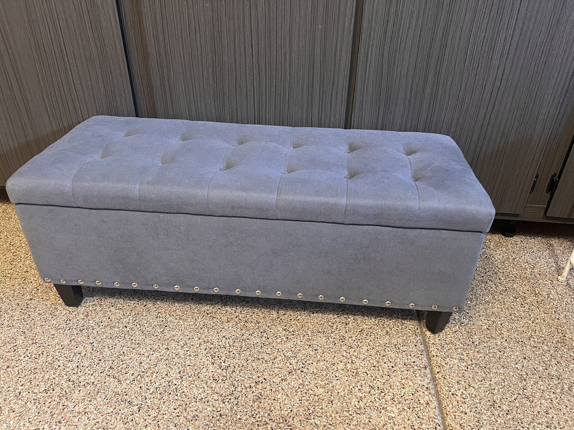 Ottoman/Bench With storage