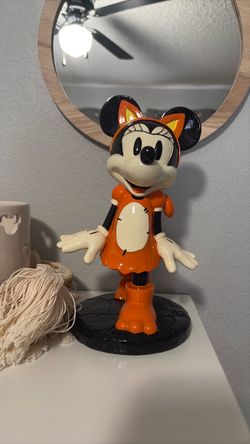 New Disney Minnie Mouse ceramic figurine 10” home decor