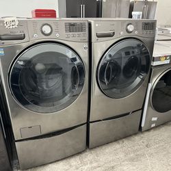 LG Washer And Gas Dryer Set