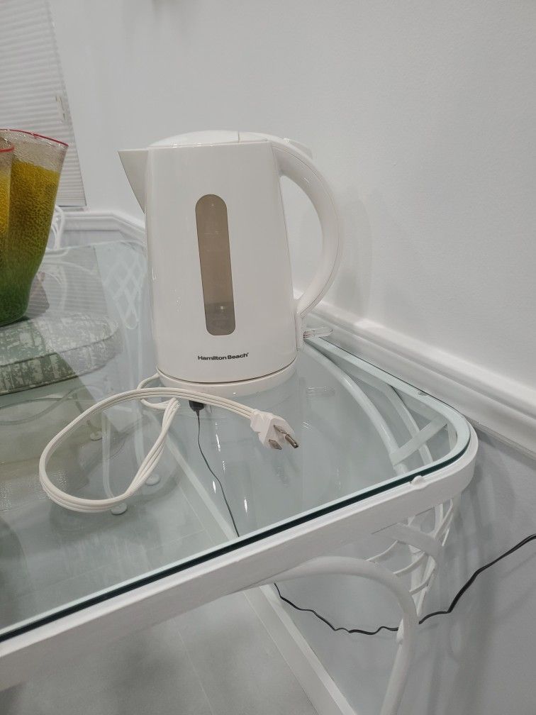 Hamilton Beach Electric Kettle