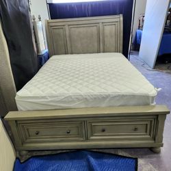 Rustic Gray Queen Storage Bed