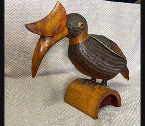 Vintage Wicker Wood Toucan Bird Box / Made In The Peoples Of Republic Of China SHANGHAI HANDICRAFTS