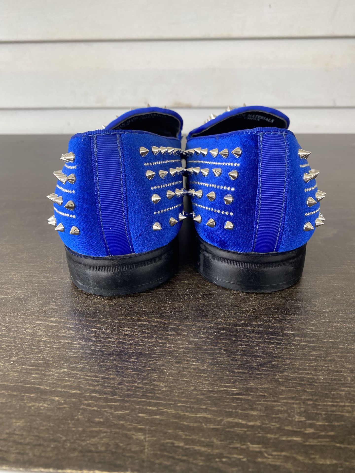 AM [After Midnight] Harvie Exclusive Smoker Shoe Velvet With Spikes Slip On BLUE Amazon.com | HI&HANN Men Black Velvet Print Black Rivet  main image 3