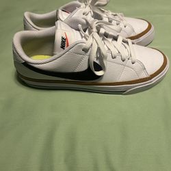 Nike Shoes White Low Top