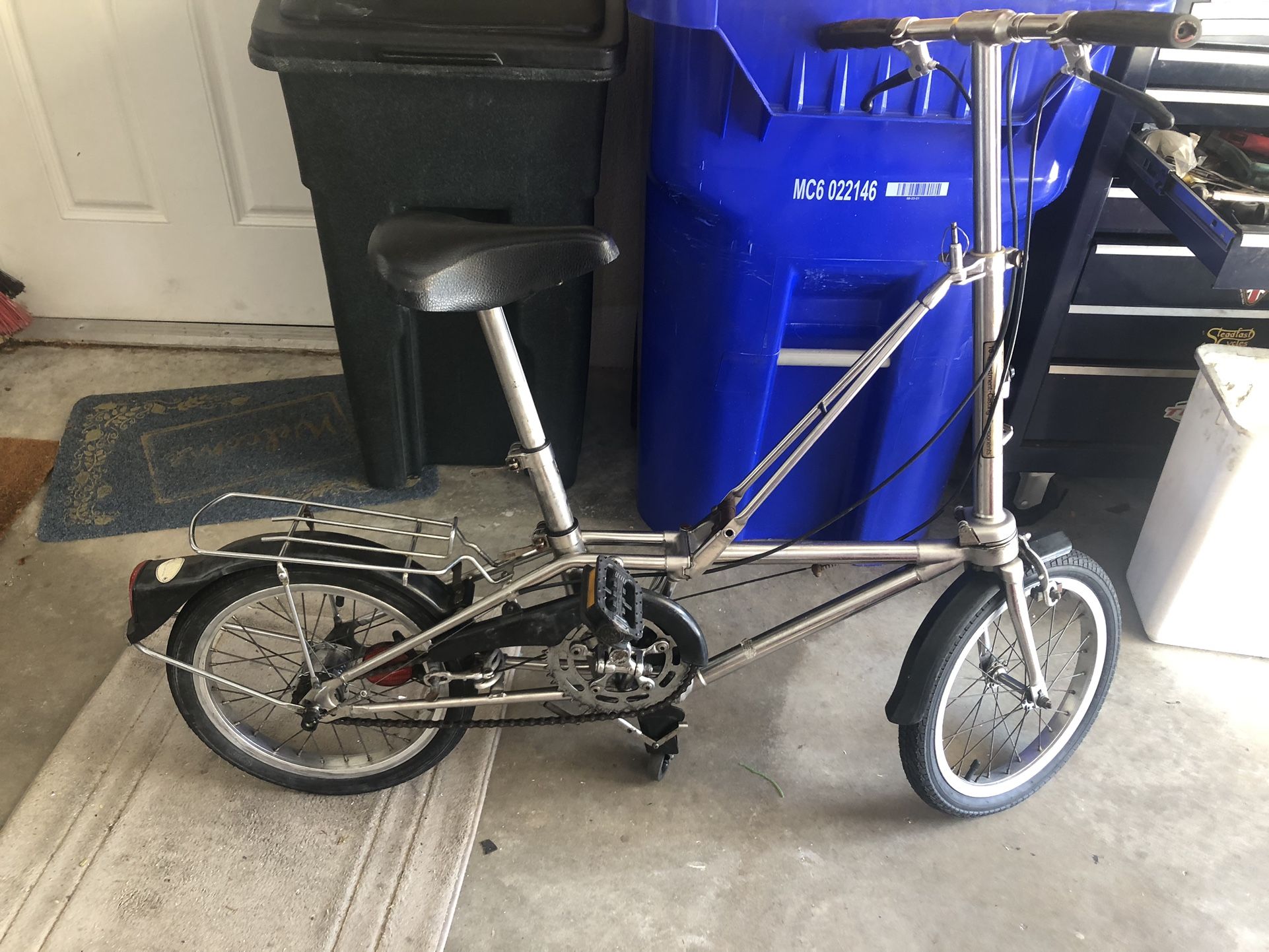Adult Dahon Folding Bike