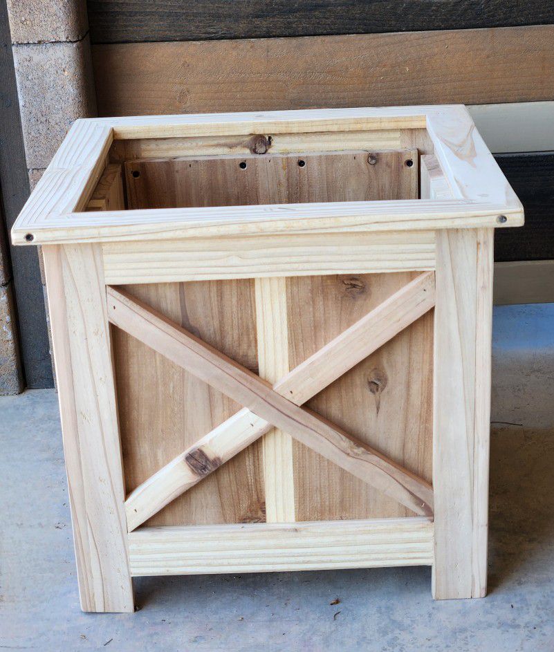 Large Cedar Plant Box For Potted Flowers Or Plants