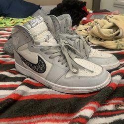 Dior Jordan 1..size 10