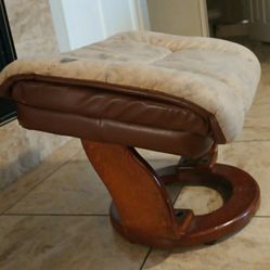 ottoman (wood base) Free