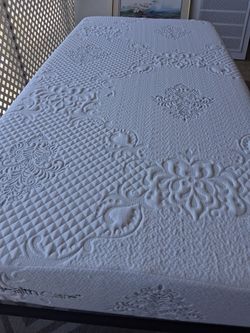 HealthCare Mattress Twin Size