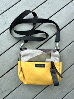 Sherpani - Small Crossbody Purse
