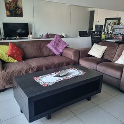 Sofa Set And Huge Coffee Table