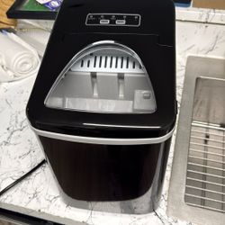 Frigidaire Ice Maker