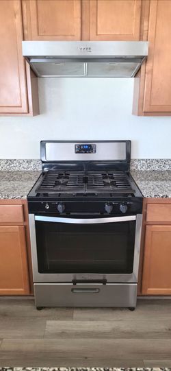 Gas Range , Whirlpool