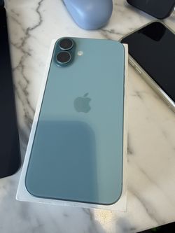 iPhone 16 pro green 512gb like new plus series 3 air pods pro