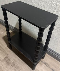 Black 2-Tier Side Tble with Spindle Legs