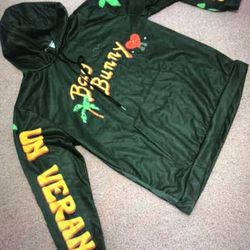 New Large Bad Bunny Hoodie Sweatshirt Pullover Shirt 