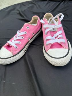 Pink converse