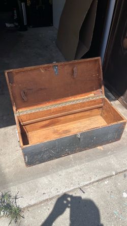 Craftsman wooden toolbox