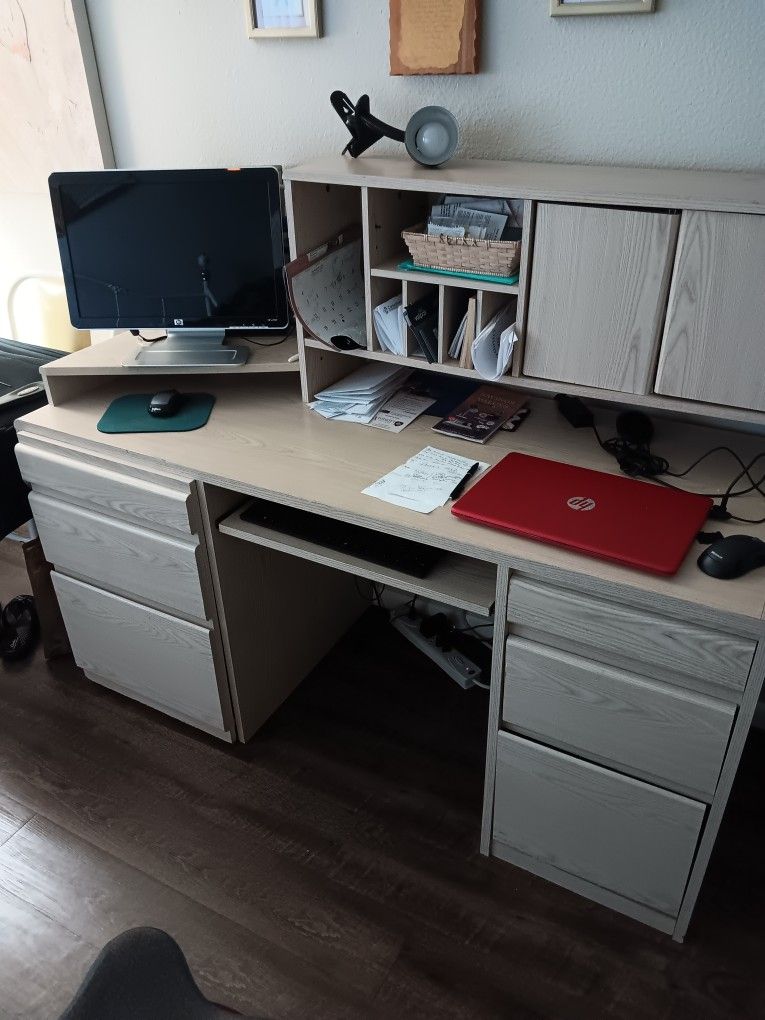 Large Computer Desk